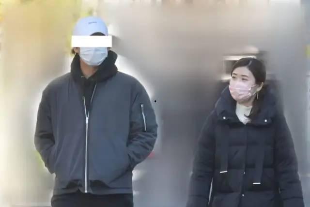 前妻网曝家中吃瓜,家中竟成“吃瓜现场”？