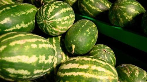 四川网红吃瓜事件,一场网络狂欢背后的真相揭秘