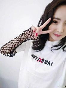 成都网红张幂幂吃瓜视频